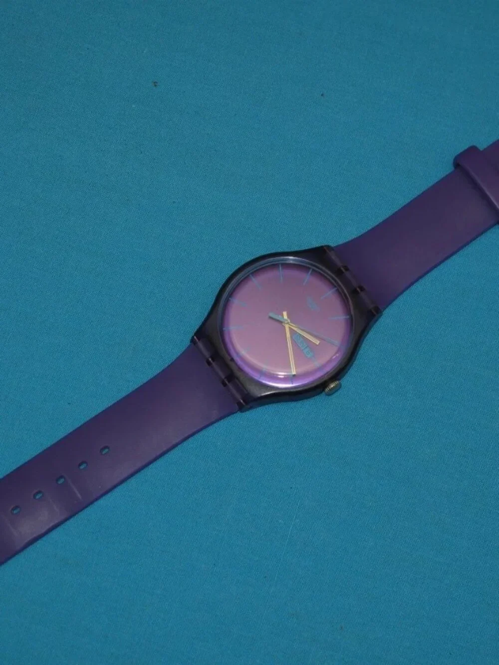 Swatch Purple Rebel Watch SUOV702